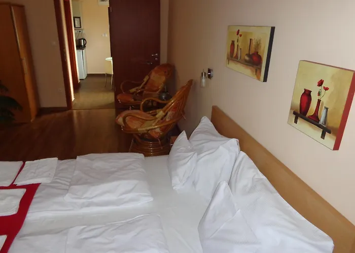 Nyirfa Apartmanhaz