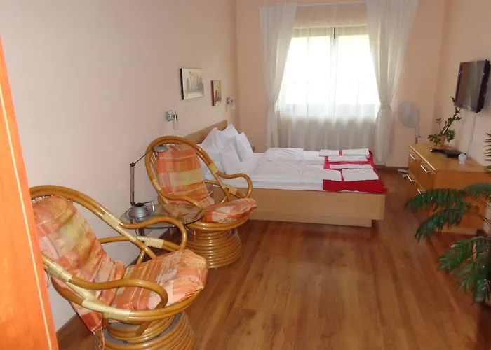 Nyirfa Apartmanhaz