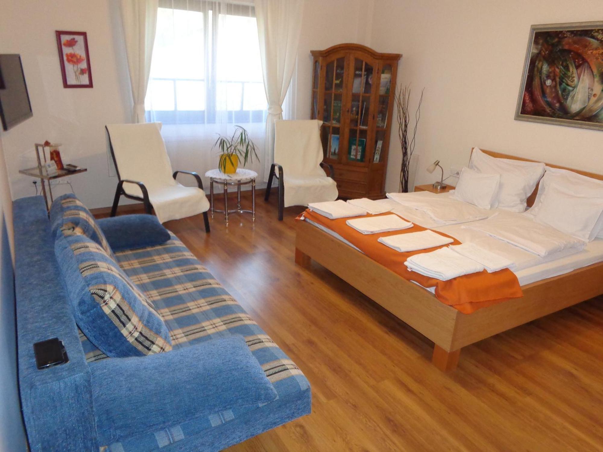 Apartment Nyirfa Apartmanhaz Sarvar